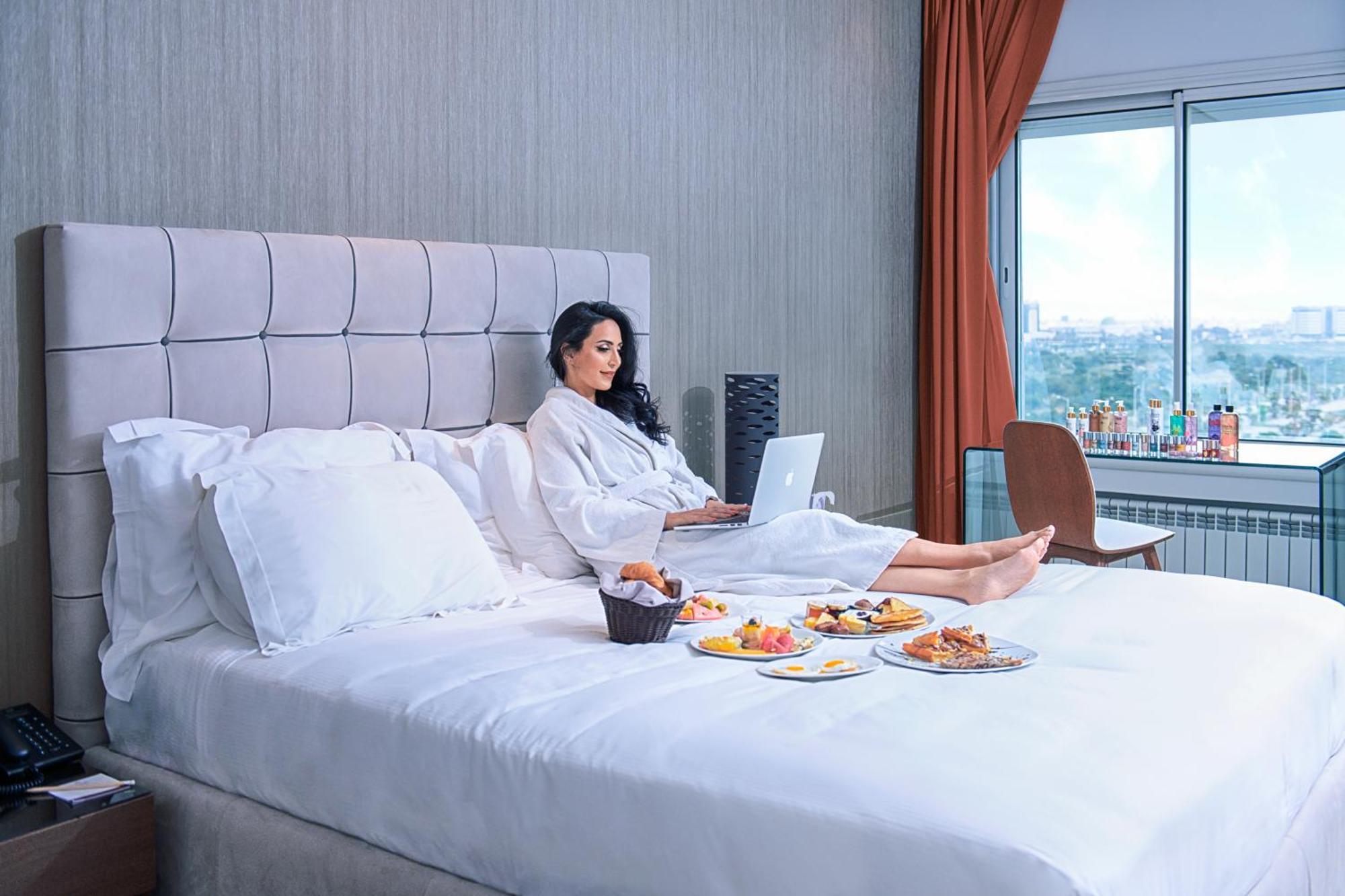 Adam Hotel Suites Tunes Exterior foto